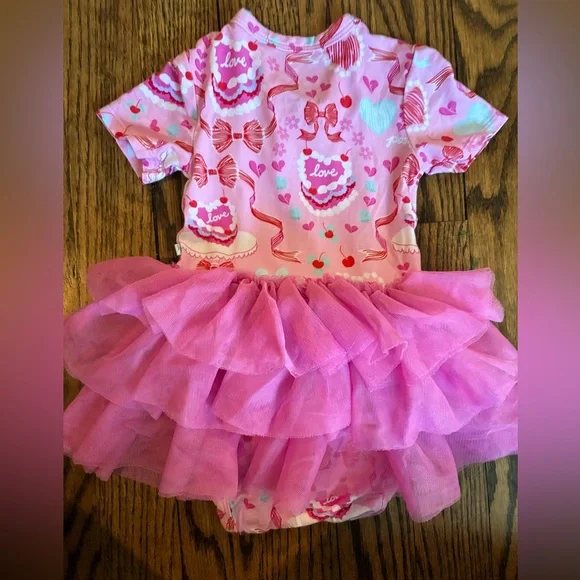 Posh Peanut Valentines Onesie Tulle Dress 6-12 months - Picture 7 of 7